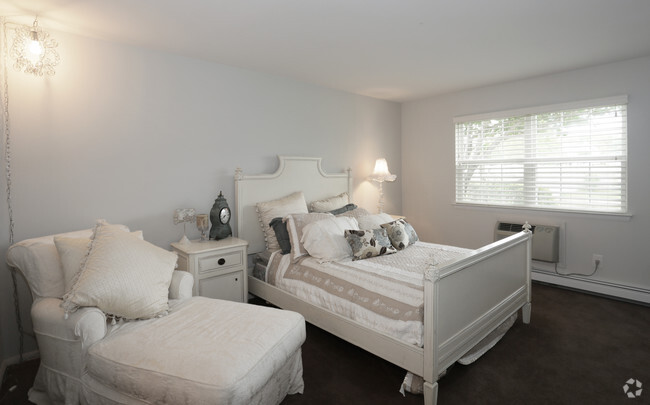 Victorian Gardens Apartments - Holtsville, NY | Apartments.com