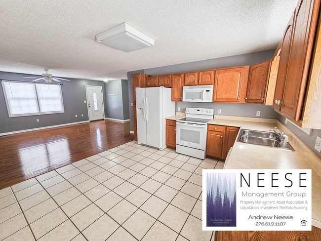 Foto del edificio - 629 Wyndale Rd