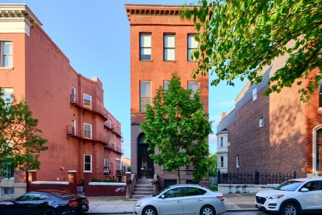 Foto del edificio - 1317 Eutaw Pl