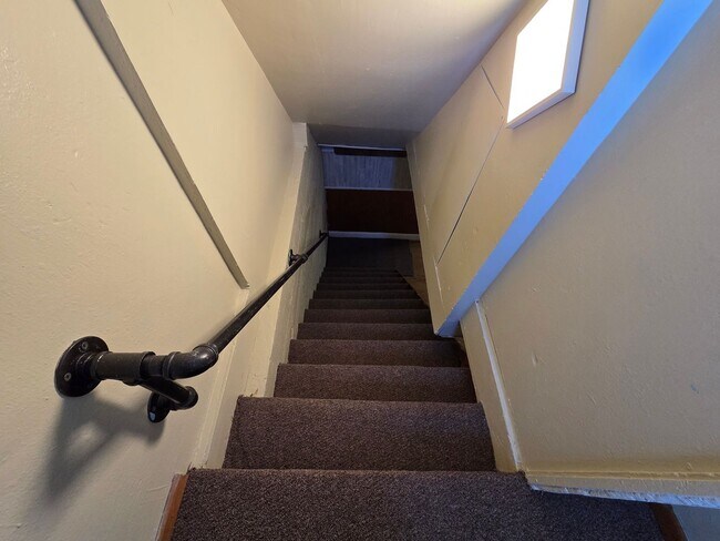 Foto del edificio - 1101 Bemidji Ave N