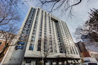 Building Photo - 1221 N Dearborn Pkwy