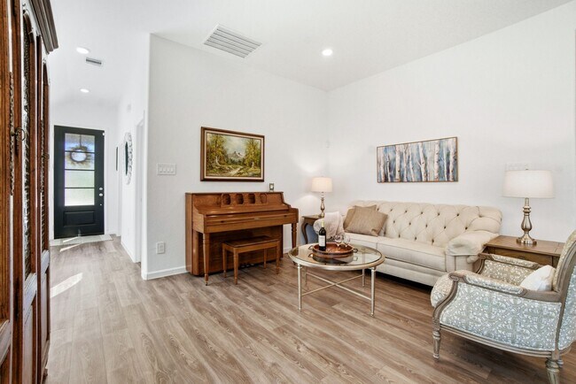Foto del edificio - 1409 Northwood Blf Ln