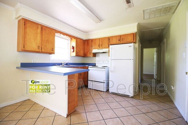 Building Photo - 209 Old Bramlett Rd