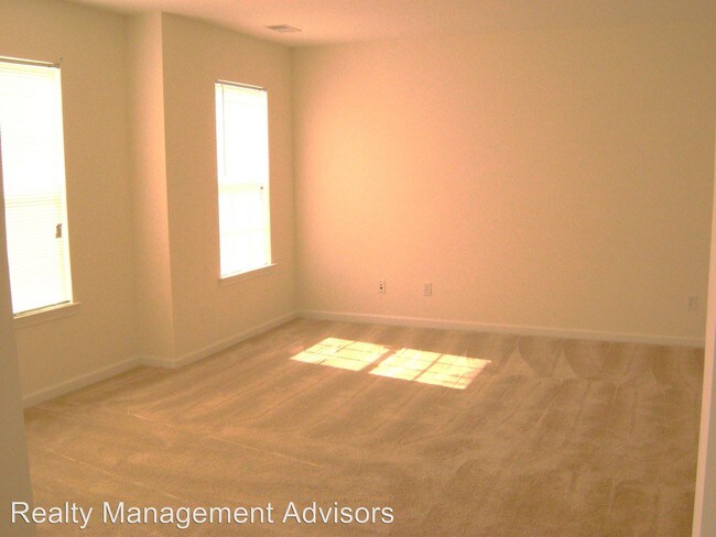 Building Photo - 3 br, 2.5 bath House - 210 Dillard Mill Dr