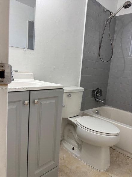 Photo - 198 Tropical Ave House