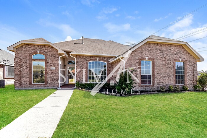 Texas beauty with all the bells and whistles!