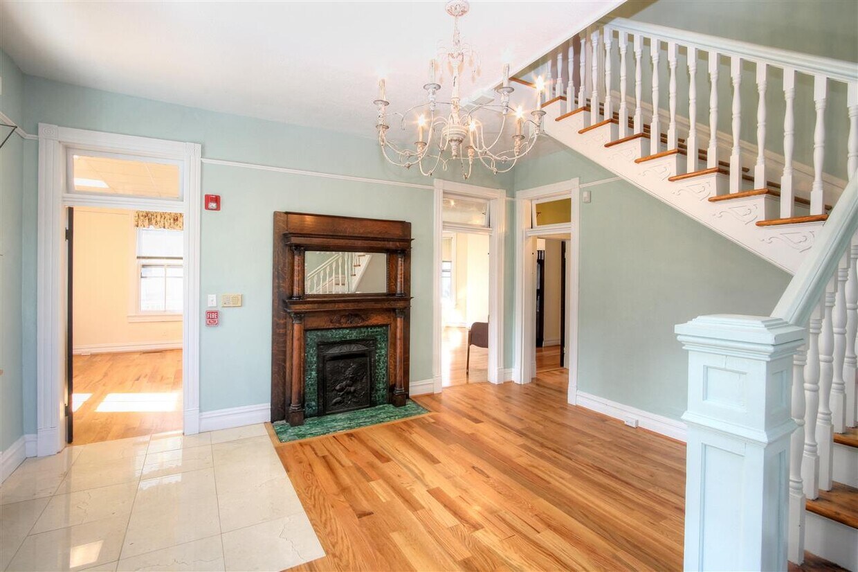 Foto principal - 515 Locust Ave