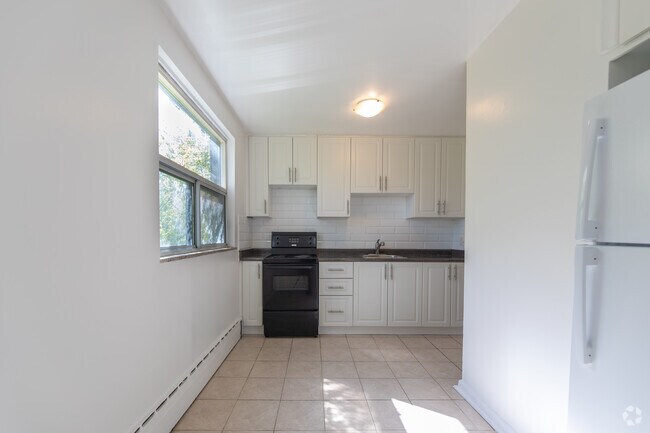 1 chambre, 1 salle de bain - 58 m² - Cuisine - 7 Glazebrook Ave