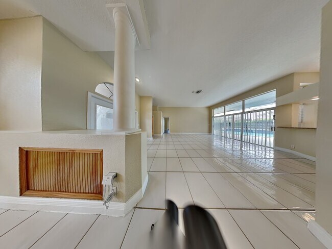 Foto del edificio - 4941 NW 108th Ter