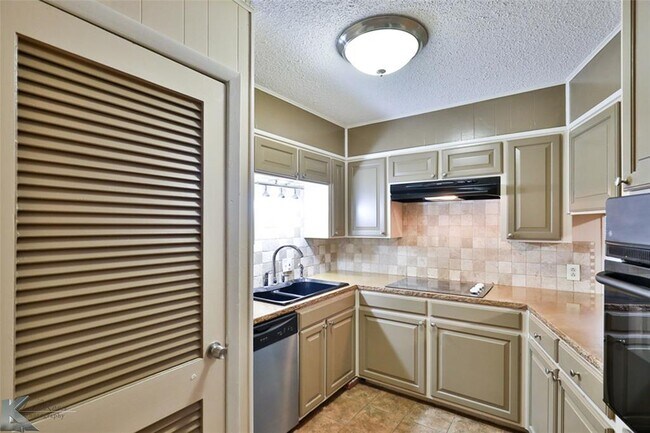Foto del edificio - 4613 N 2nd St