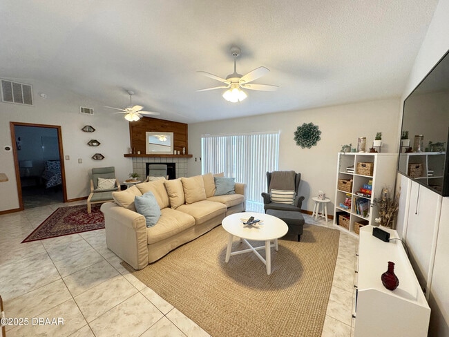 Building Photo - 54 Capistrano Dr