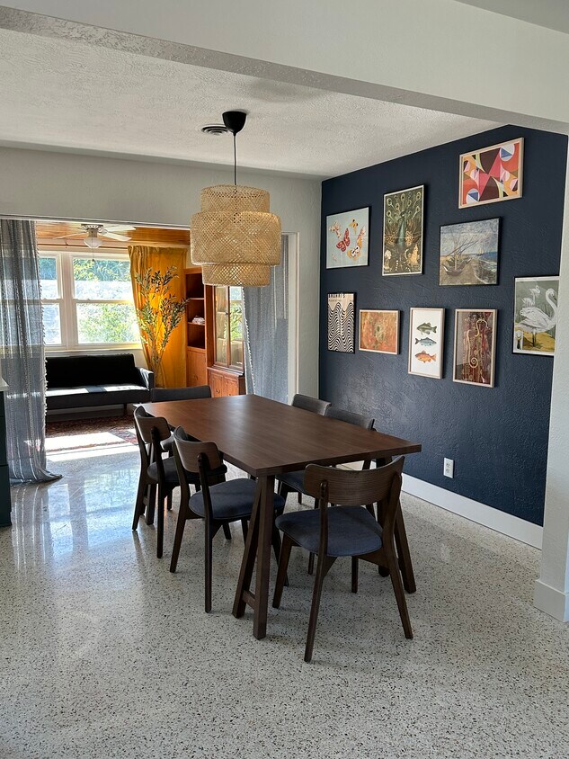 Foto principal - 2301 59th St S