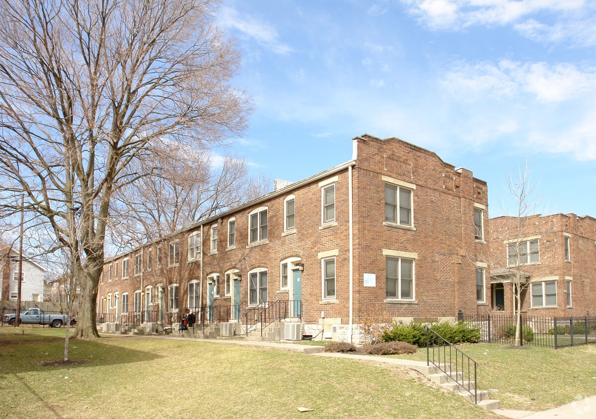 Primary Photo - 1435 N 4th St