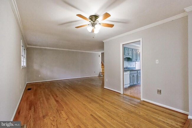 Foto del edificio - 2012 Friendship Ln