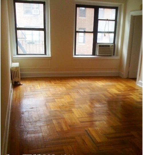 Primary Photo - 300 W 75th St