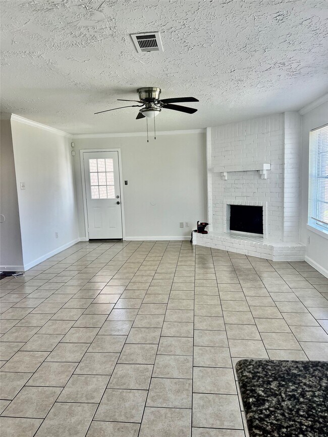 Foto del edificio - 2518 Ridge Hollow Dr