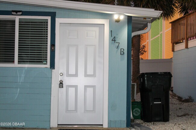 Foto del edificio - 147 Lindley Rd