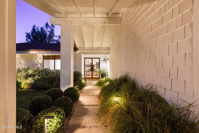 Foto del edificio - 1501 Valecroft Ave