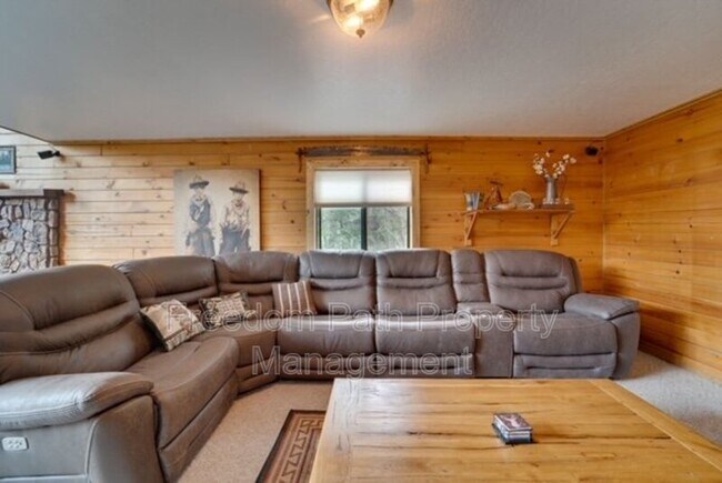 Building Photo - 11590 West Riverview Drive