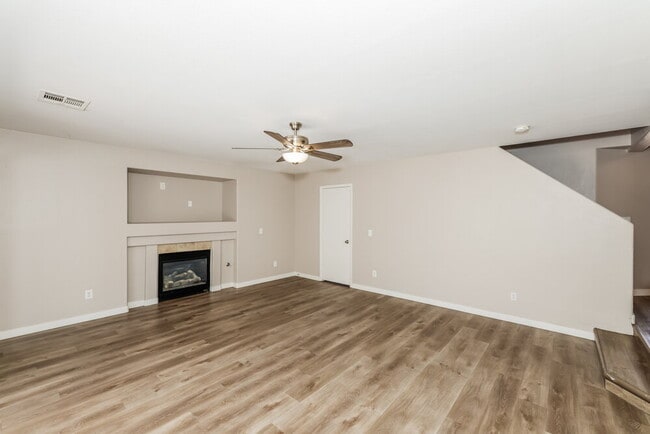 Building Photo - 951 Ostrich Fern Ct