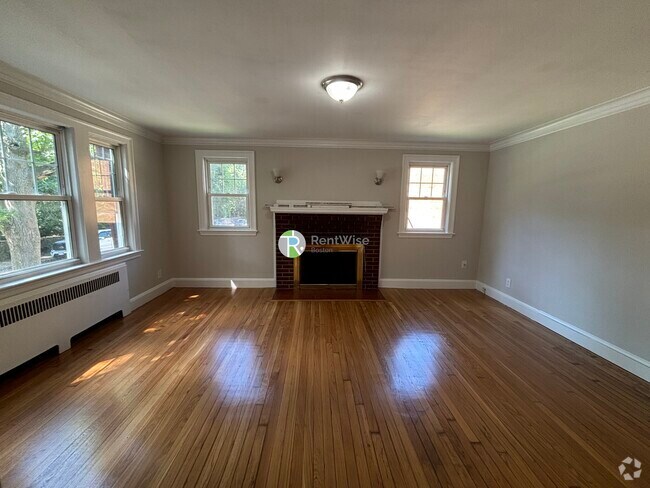 Building Photo - 25 Greycliff Rd