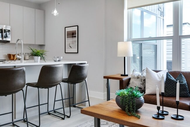 Interior Photo - The Maven