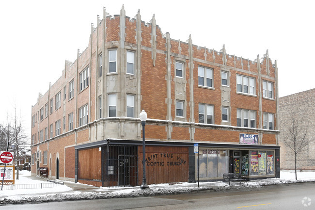 Building Photo - Laflin Inn