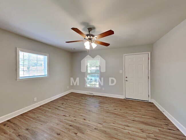 Building Photo - 4714 Ridgeley Dr
