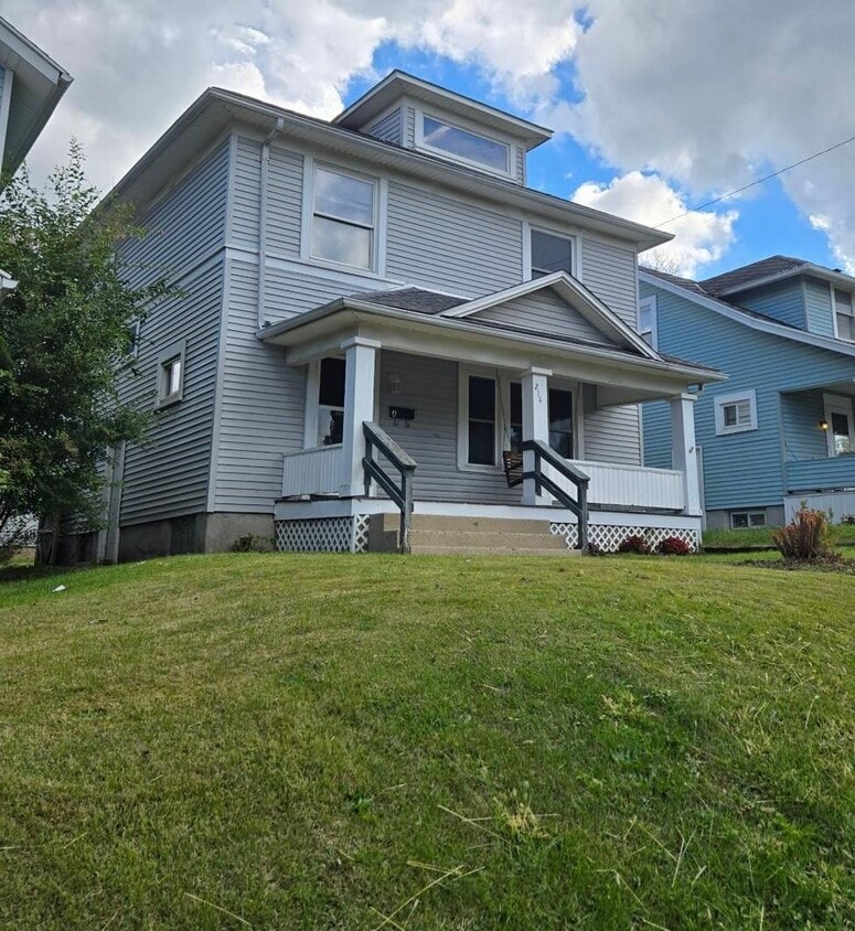 Building Photo - 214 Illinois Ave