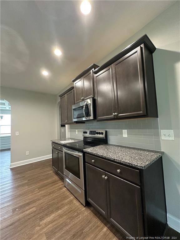 Building Photo - 417 Angel Oak Dr