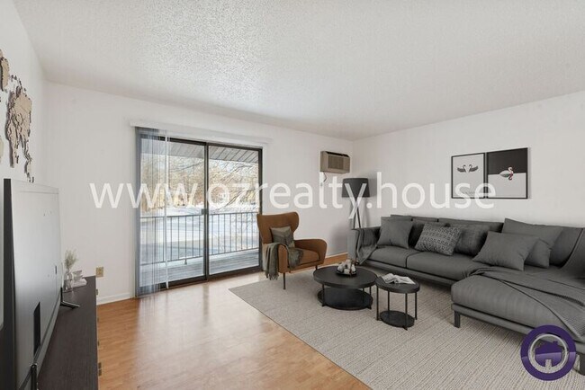 Foto del edificio - 2150 N McCord Rd