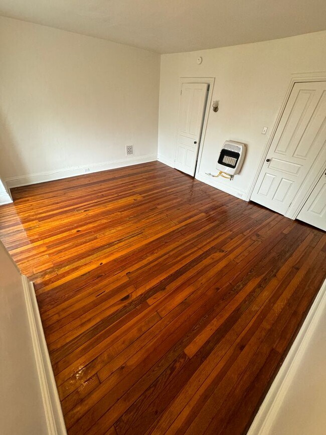 Foto del edificio - 3rd floor Spacious Efficiency on the Avenues