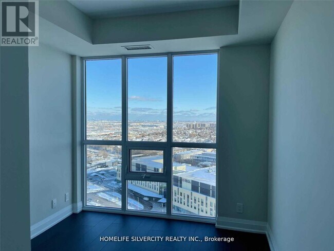 Building Photo - 15 Lynch St