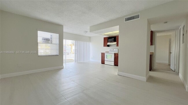 Foto del edificio - 9331 SW 4th St