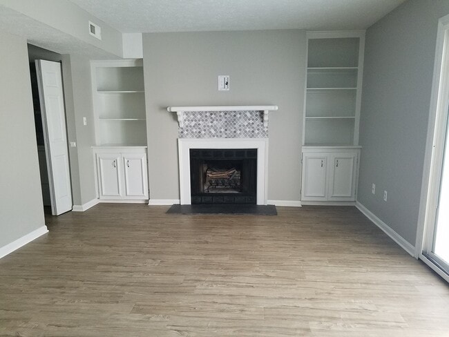 Building Photo - 31 Sally Ann Pl