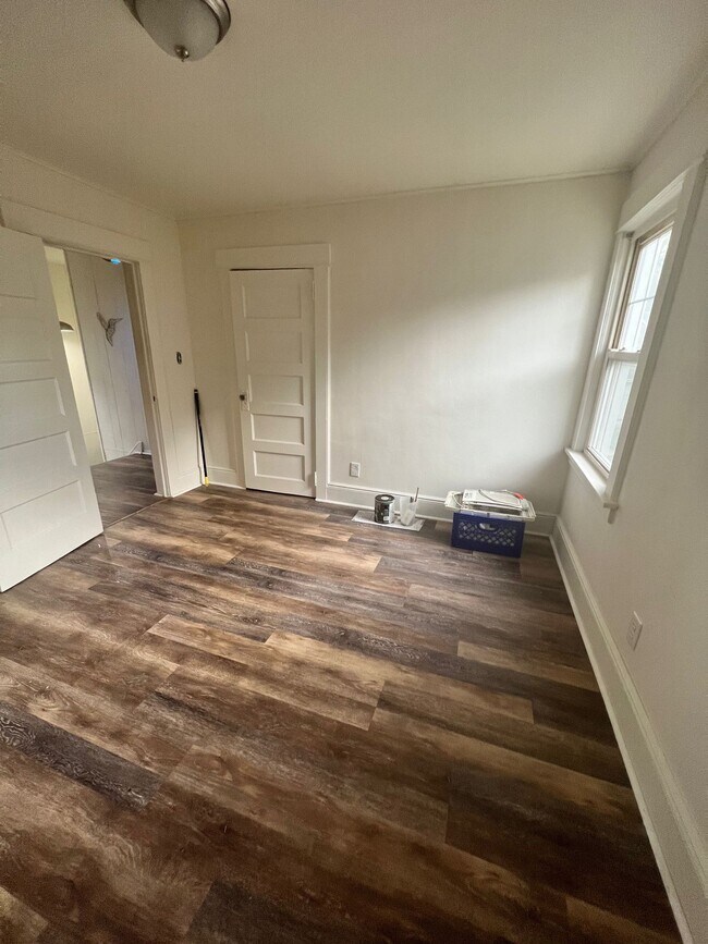 Habitación en alquiler - 185 Elmwood Ave
