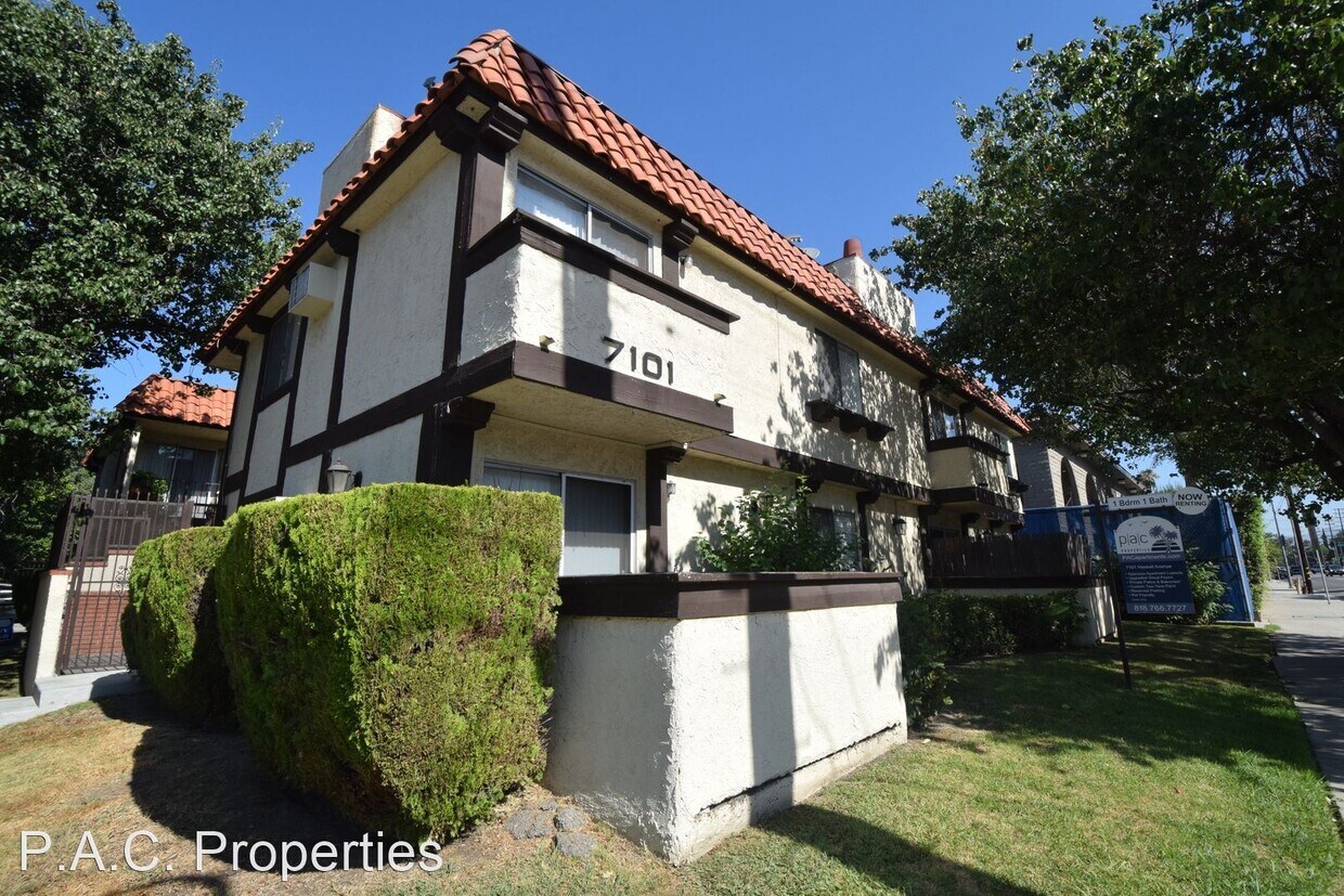 Primary Photo - 1 br, 1 bath Apartment - 7101 Haskell Aven...