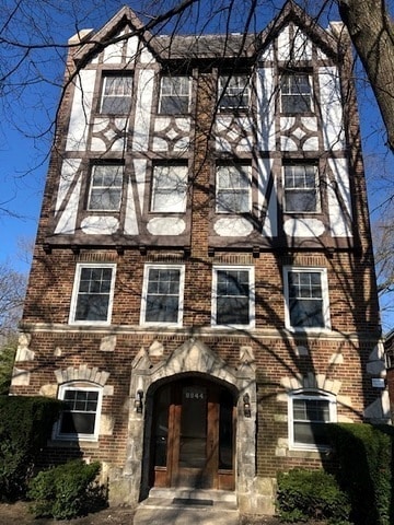 Building Photo - 8944 Kilpatrick Ave