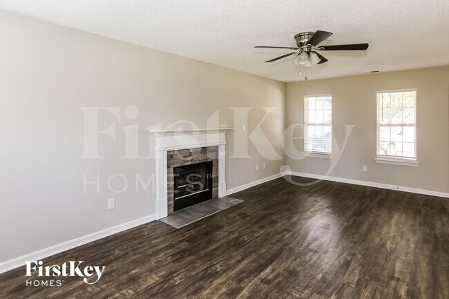 Foto del edificio - 4852 Asherton Pl NW