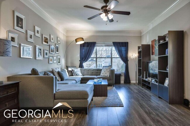 Foto del edificio - 2700 Pine Tree Rd NE