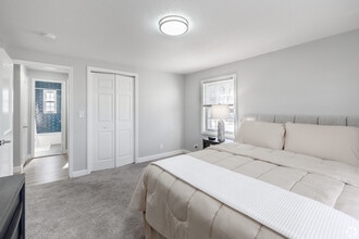 Building Photo - ReNew Groton