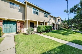 Building Photo - 623 E Matchwood Pl