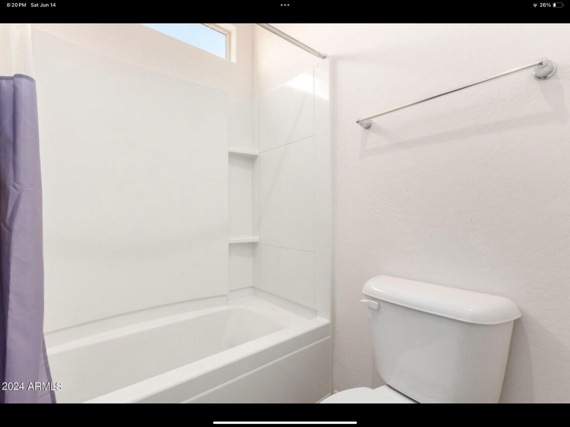 Foto principal - 17754 W Banff Ln