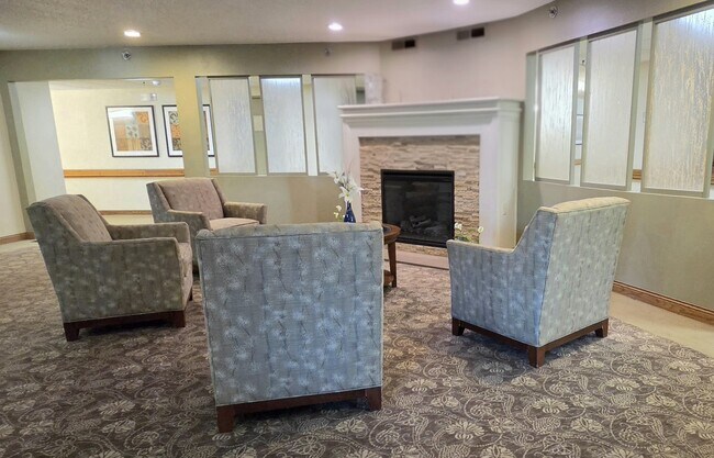 Foto del edificio - Meadowcrest Senior Apartments