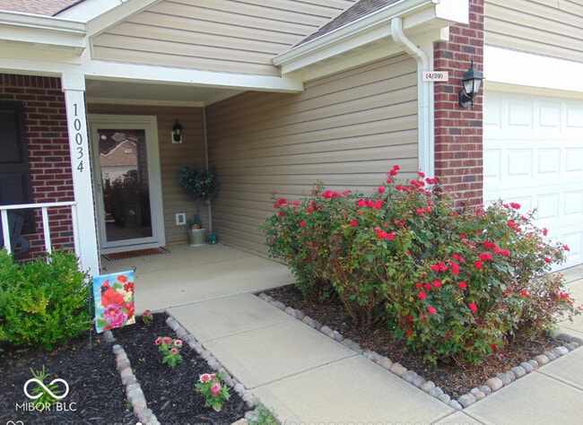 Building Photo - 10034 James Run Dr