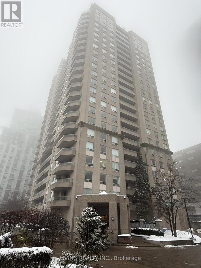 Building Photo - 18 Hillcrest Ave