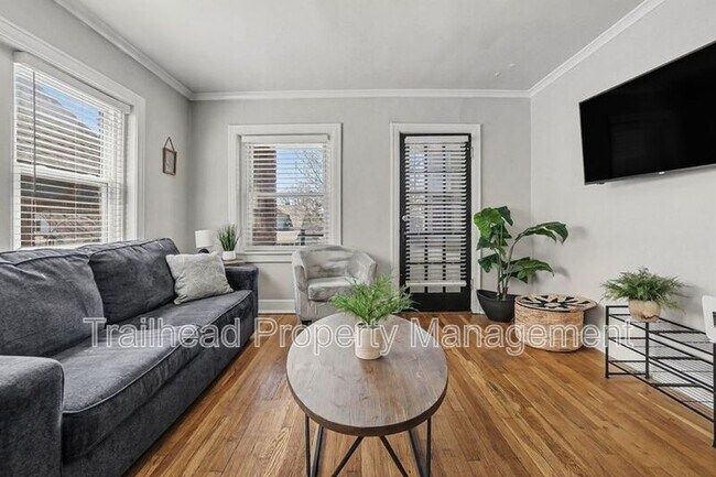 Foto del edificio - 4015 Charlotte St