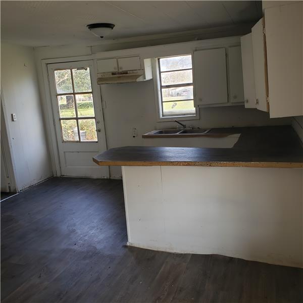 Building Photo - 705 Carron St