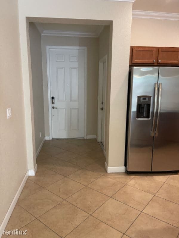 Primary Photo - 3 br, 2.5 bath Townhome - 9618 SW Purple M...