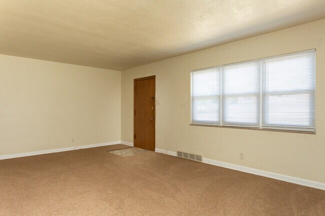 Foto del edificio - 10330 Concord School Rd